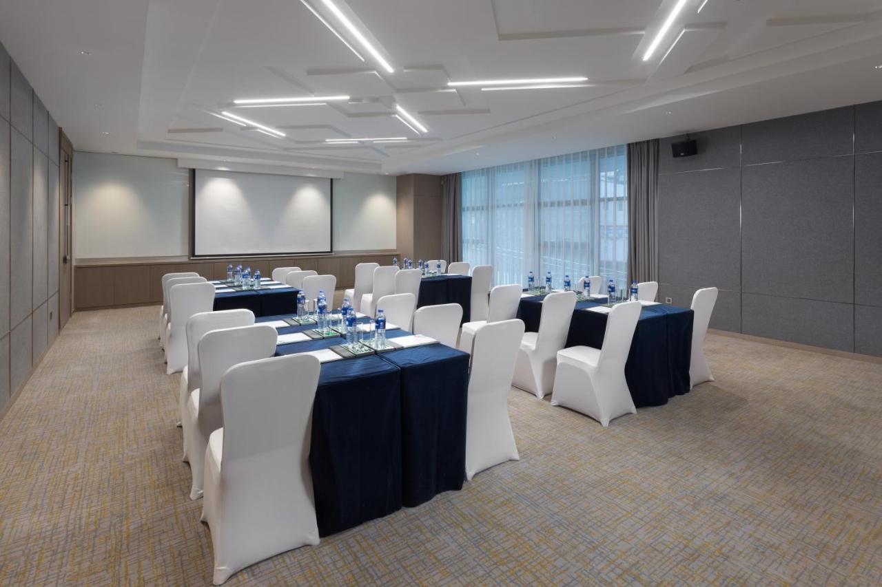 Holiday Inn Guiyang City Center By Ihg Exterior photo