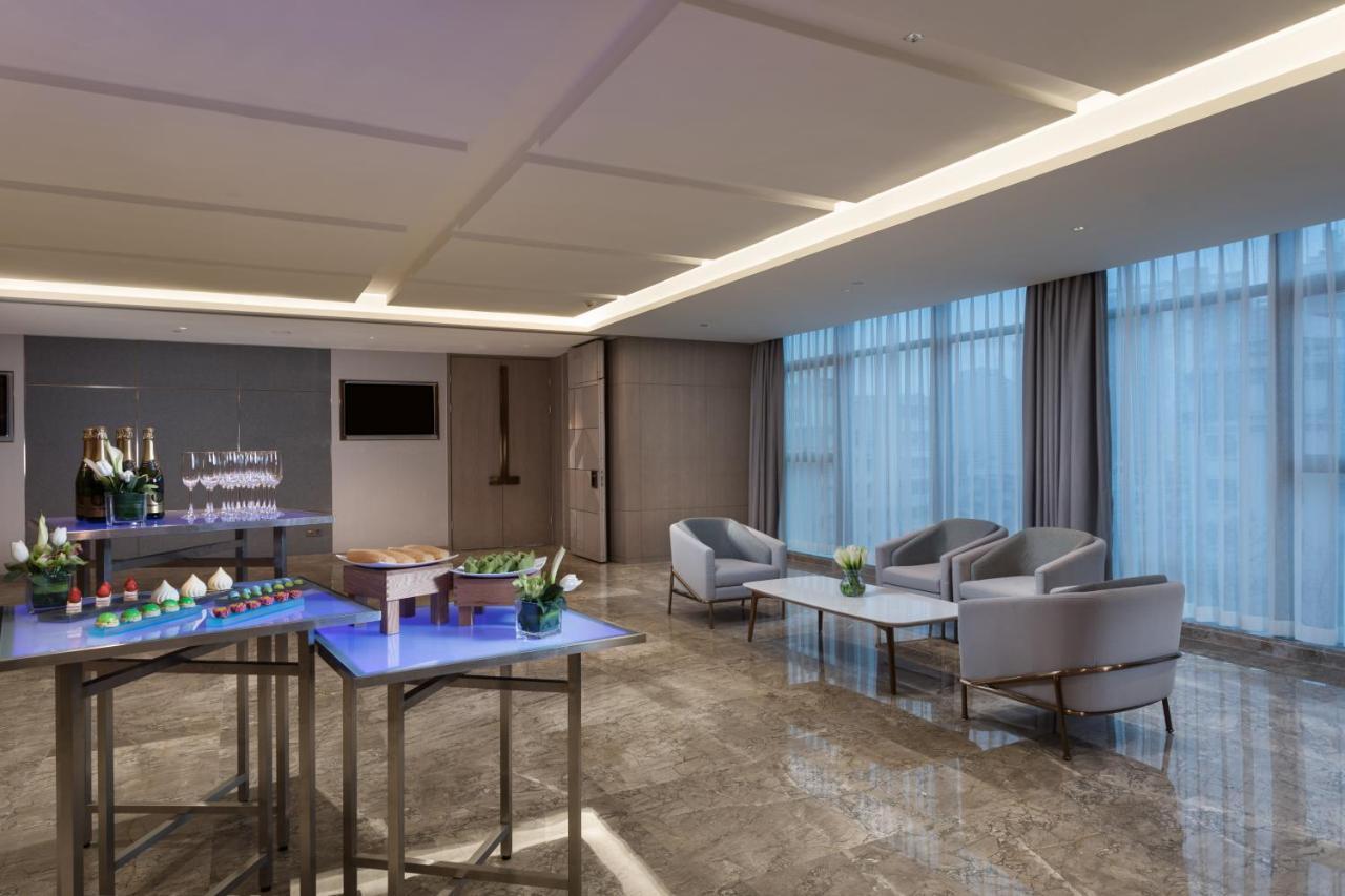 Holiday Inn Guiyang City Center By Ihg Exterior photo