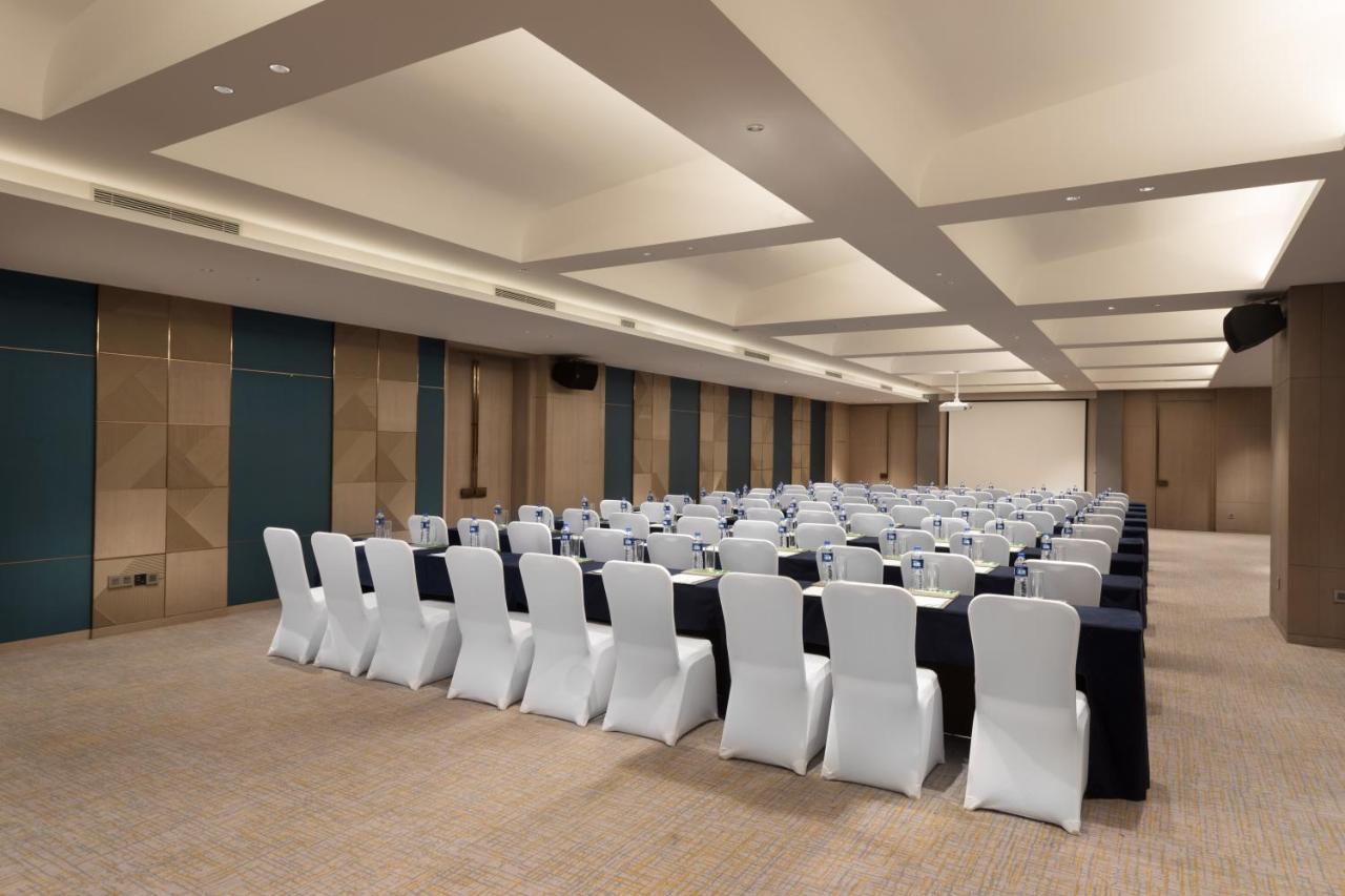 Holiday Inn Guiyang City Center By Ihg Exterior photo